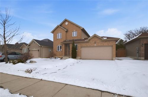 28 Tompkins Crt, Norwich, ON, N0J1P0 | Card Image