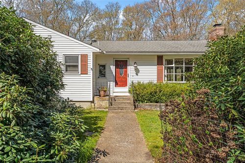 243 Tomaquag Rd, Ashaway, RI, 02804-2911 | Card Image