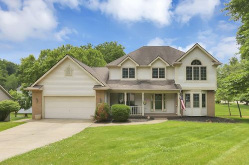 1365 Normandy Dr, Newark, OH, 43055-9201 | Card Image