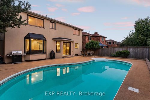 1221 Creekside Dr, Oakville, ON, L6H4Y8 | Card Image