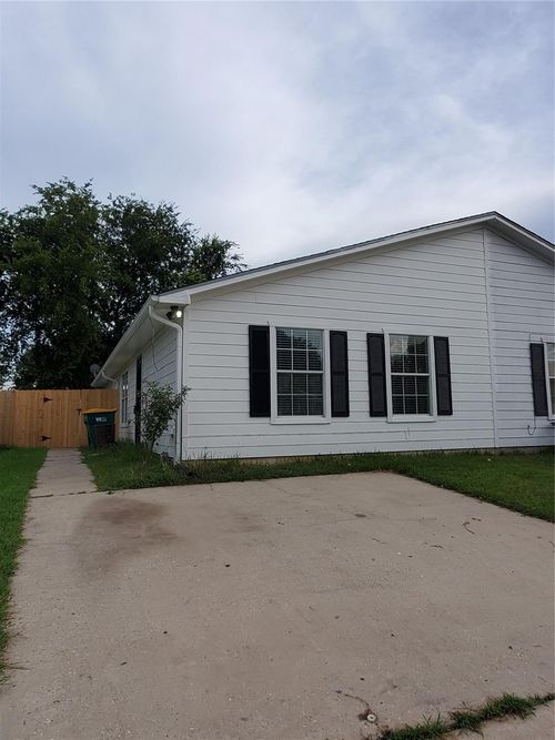 5319 Cherie Crest Ct, Houston, TX, 77088-1274 | Card Image