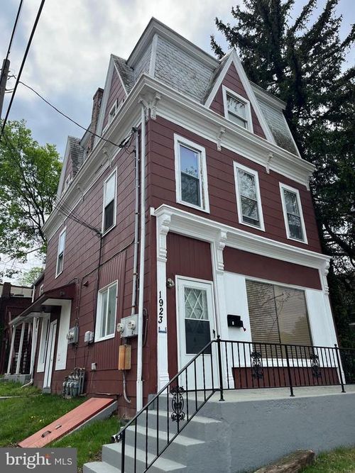 1923 State St, HARRISBURG, PA, 17103-1641 | Card Image