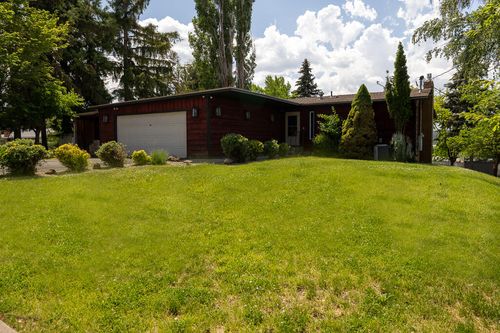 2530 Berkeley St, Klamath Falls, OR, 97601-1202 | Card Image