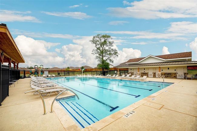 40530 Red Hickory Ln, House other with 4 bedrooms, 3 bathrooms and 2 parking in Magnolia TX | Image 12