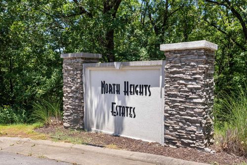250 N Heights, Cabot, AR, 72023-5059 | Card Image