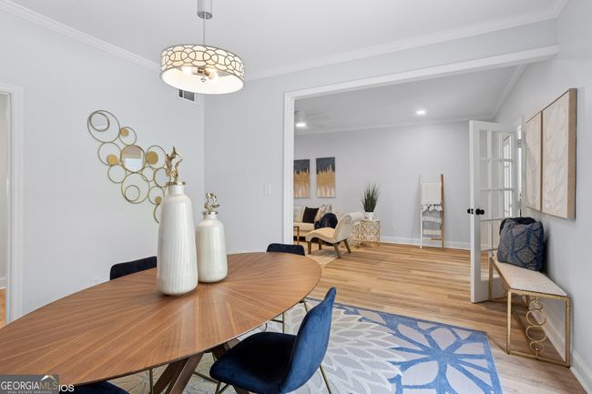 5273 Glenridge Dr, Townhouse with 3 bedrooms, 4 bathrooms and 2 parking in Sandy Springs GA | Image 29
