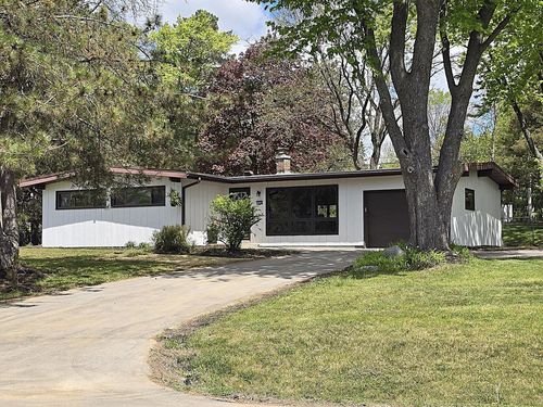 18400 Beverly Hills Drive, Brookfield, WI, 53045 | Card Image