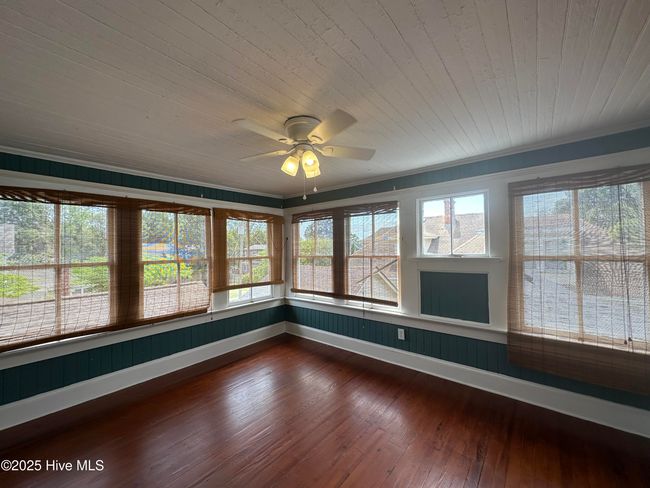 605 W 2 Nd St, Condo with 2 bedrooms, 1 bathrooms and null parking in Washington NC | Image 9