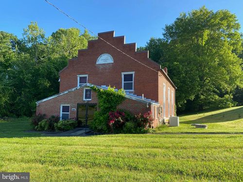 2007 Goldmine Rd, Louisa, VA, 23093-5329 | Card Image
