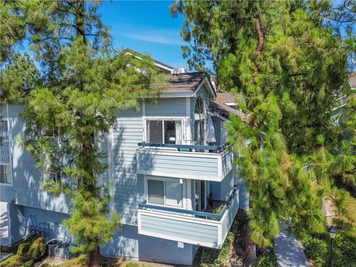 354-26788 Claudette St, Canyon Country, CA, 91351-5590 | Card Image
