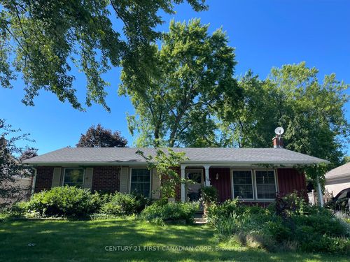 34 Benson Cres, London, ON, N5X2B2 | Card Image