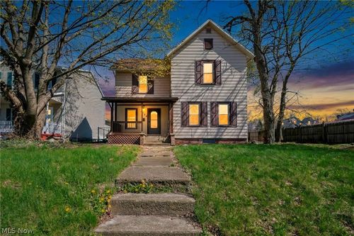 1729 Newberry St, Cuyahoga Falls, OH, 44221-4017 | Card Image