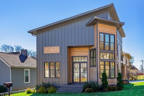 28 Sawyer St, Chattanooga, TN, 37405-2033 | Card Image