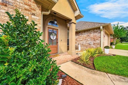 109 Rue Merlot, Abita Springs, LA, 70420-3095 | Card Image