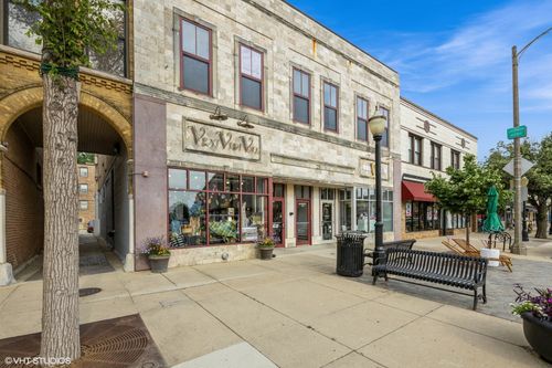 apt-e-25 S La Grange Rd, La Grange, IL, 60525-3485 | Card Image