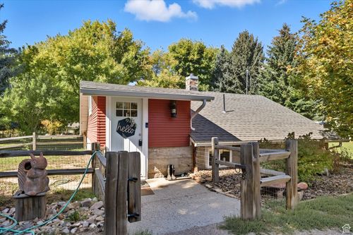 667 Rapid Ave, Inkom, ID, 83245 | Card Image