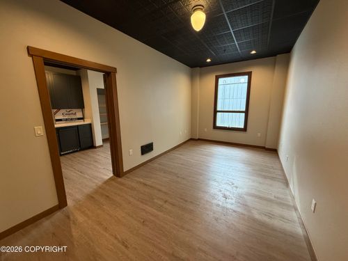 221223-320 Dock St, Ketchikan, AK, 99901-6437 | Card Image