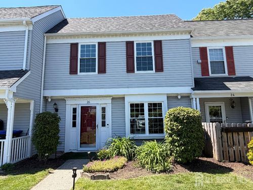 26 Cosgrove Ct, East Brunswick, NJ, 08816-5622 | Card Image