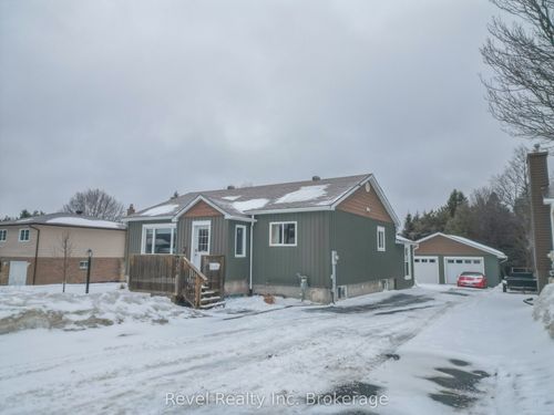 858 Airport Rd, North Bay, ON, P1C1A2 | Card Image