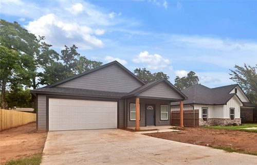 1027 W Coffin St, Denison, TX, 75020-7526 | Card Image