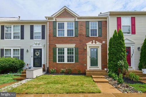 7055 Rogue Forest Ln, GAINESVILLE, VA, 20155-1665 | Card Image
