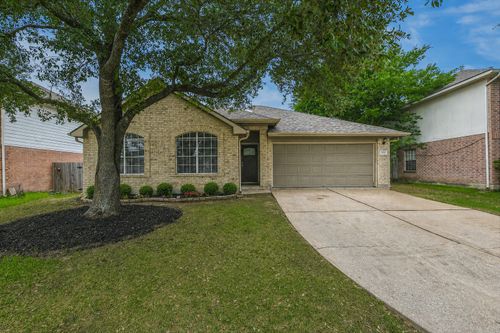 2307 Logan Dr, Round Rock, TX, 78664-7703 | Card Image