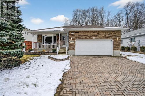 1002 Montrose St, Brockville, ON, K6V7E9 | Card Image