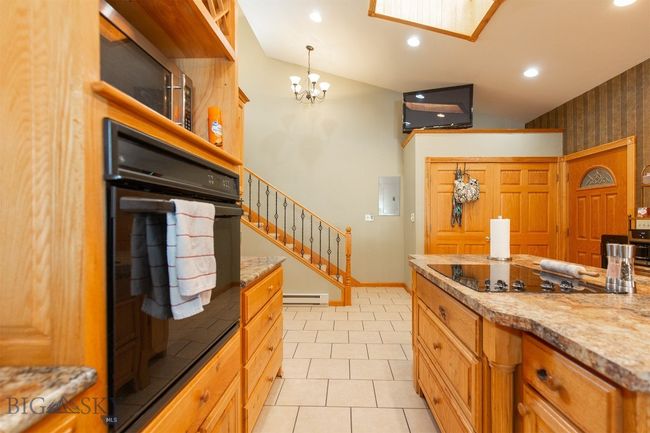 Wall Oven and Cooktop | Image 6