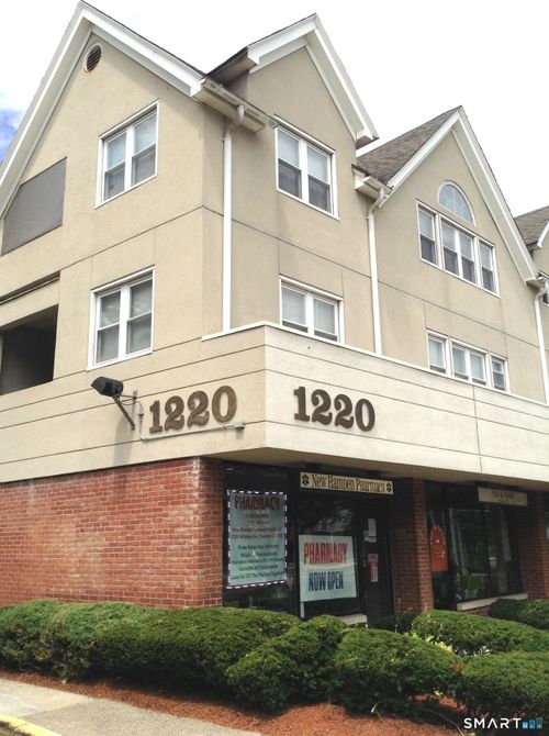 2d-1220 Whitney Ave, Hamden, CT, 06517-2877 | Card Image