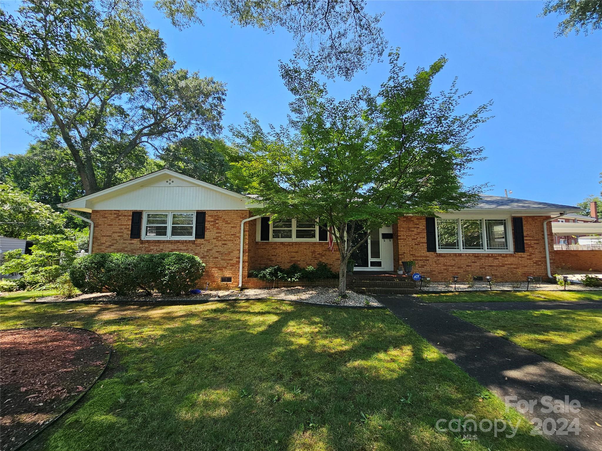 Belvedere Ave, Shelby, NC 28150