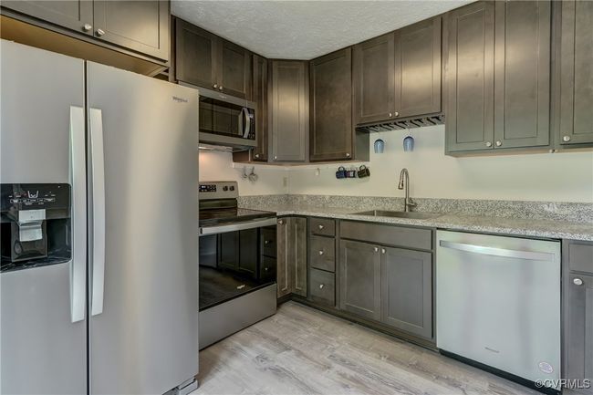 12255 Shore View Dr, Townhouse with 3 bedrooms, 4 bathrooms and null parking in Henrico VA | Image 10