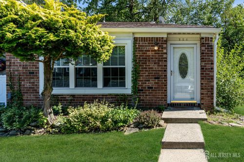 226 Chaucer Ct, Old Bridge, NJ, 08857-3245 | Card Image