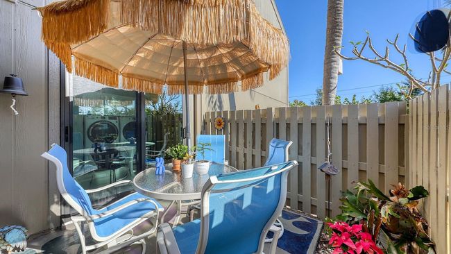 225 Woodland Dr, Condo with 2 bedrooms, 2 bathrooms and null parking in OSPREY FL | Image 4
