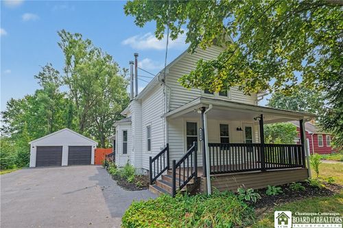 1369 Sturgeon Point Rd, Derby, NY, 14047-9615 | Card Image
