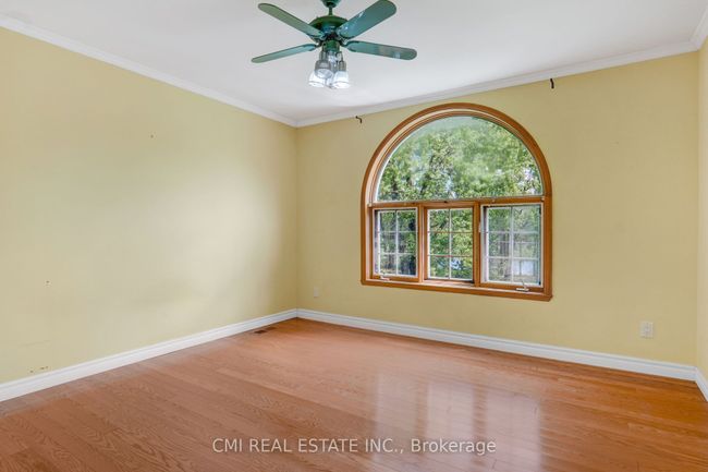22139 Beauchamps Dr, House other with 6 bedrooms, 3 bathrooms and 10 parking in North Lancaster ON | Image 9