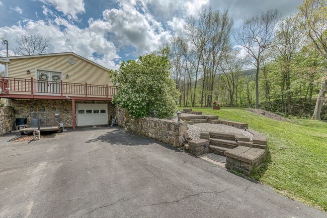 112 Conns Drive, House other with 3 bedrooms, 2 bathrooms and 1 parking in Tazewell VA | Image 4