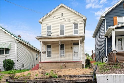 2022 Kenneth Ave, Arnold, PA, 15068-4243 | Card Image