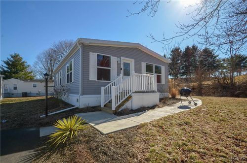 4304 Beaver Ct, Orefield, PA, 18069-2101 | Card Image
