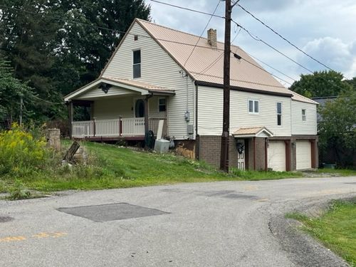 104 Oak St, Karns City, PA, 16041 | Card Image