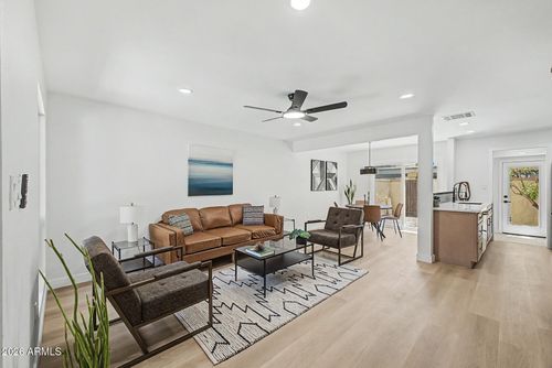 31-6542 N 7th Ave, Phoenix, AZ, 85013-1118 | Card Image