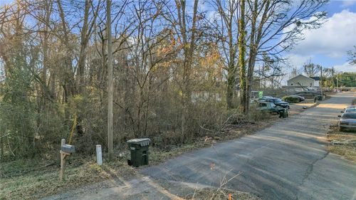 210 Wilson St, Greer, SC, 29651-3265 | Card Image