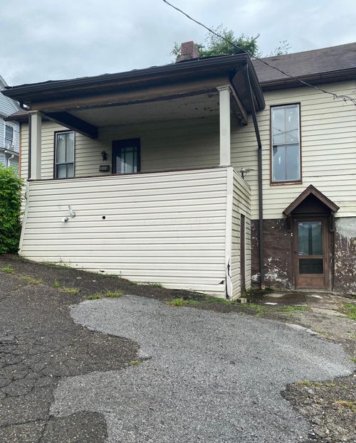 244 Lombardy Hts, Bridgeport, OH, 43912-1644 | Card Image