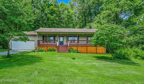 4819 Hillard Ln, Strawberry Plains, TN, 37871-1631 | Card Image