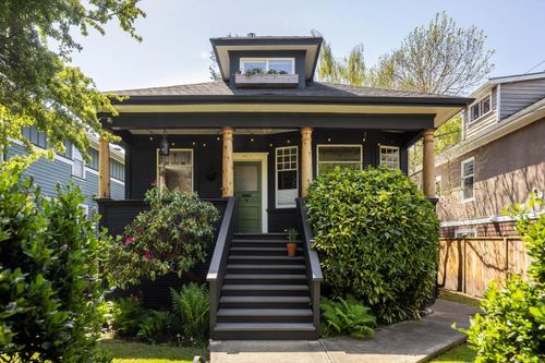 1163 Chapman St, Victoria, BC, V8V2T5 | Card Image