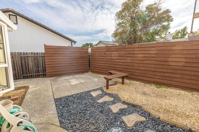 766 Calico Trl, House other with 4 bedrooms, 3 bathrooms and 2 parking in Vacaville CA | Image 35