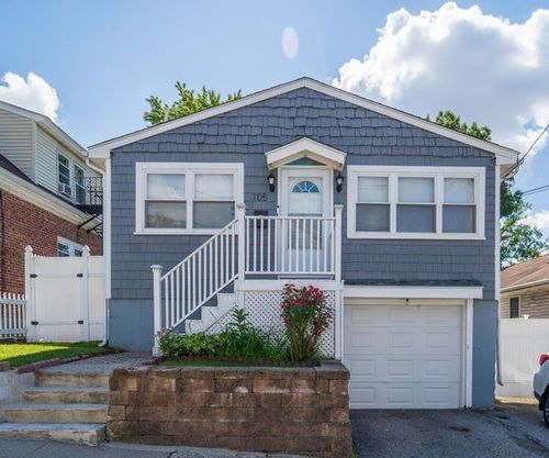 105 Allston St, Providence, RI, 02908-5416 | Card Image