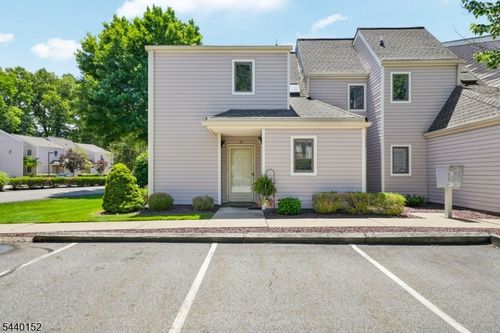 7-136 Changebridge Rd, Montville, NJ, 07045-9525 | Card Image