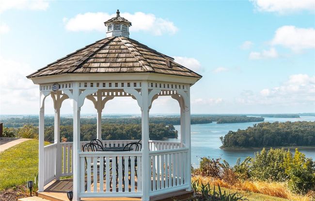 1 Tara Point Dr, House other with 5 bedrooms, 6 bathrooms and 2 parking in Grafton IL | Image 20