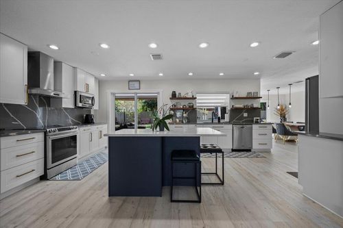 1591 Wyndcliff Dr, Wellington, FL, 33414-5950 | Card Image