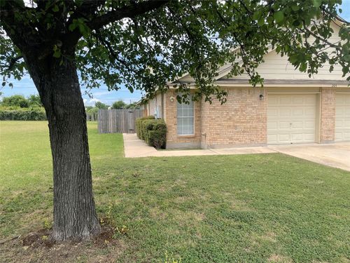 a-205 Axis Deer Trl, Hutto, TX, 78634-5231 | Card Image